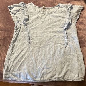 Light blue old navy top